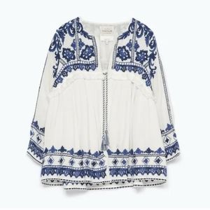 ZARA Ecru & Blue Embroidered Swing Jacket Open Front – Size Small